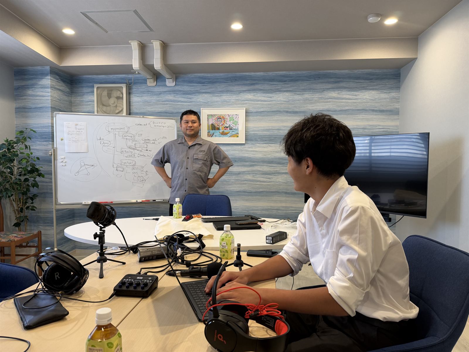 Ontology incubation 2026年7月20日 第7回で、発信設計とフォルダ構造を解説している様子